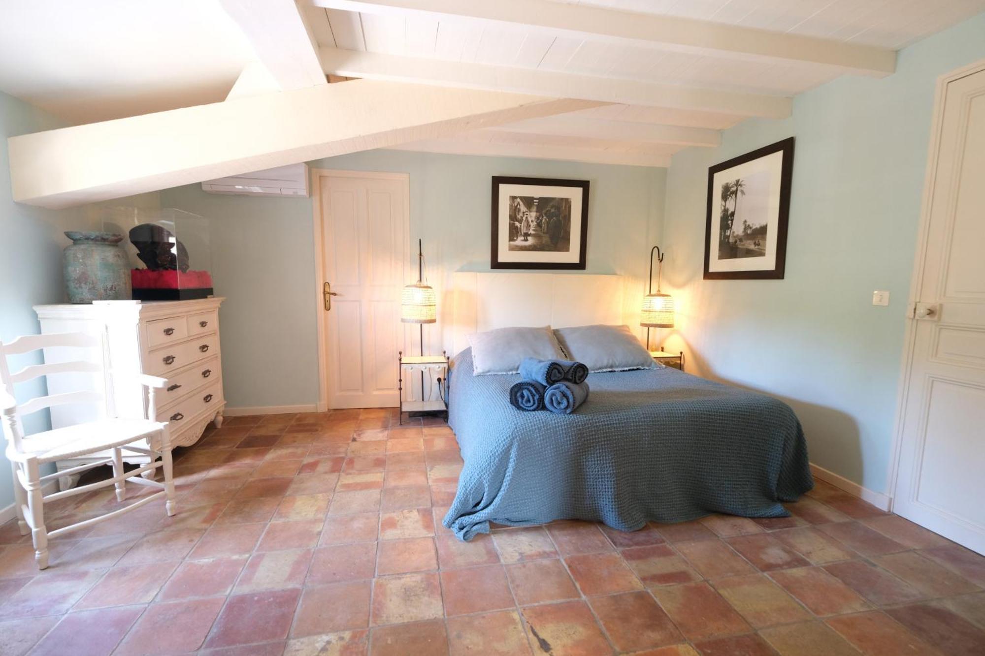 Typical Provencal Farm House Close To L'Isle Sur La Sorgue - 12 Persons カヴァイヨン エクステリア 写真