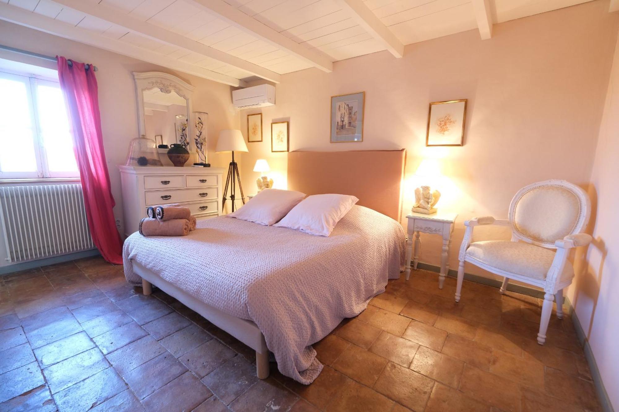 Typical Provencal Farm House Close To L'Isle Sur La Sorgue - 12 Persons カヴァイヨン エクステリア 写真